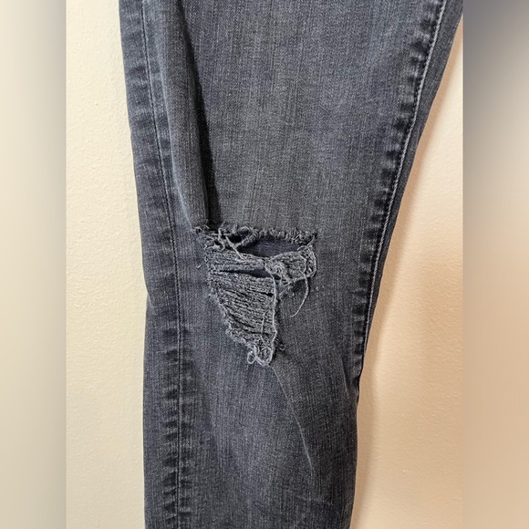 Madewell Women’s Jeans 27T Tall 9” High Rise Skinny Jeans Distressed Raw Hem - Picture 3 of 10